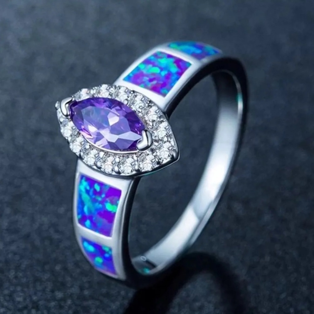 BRAND NEW SWAROVSKI CRYSTAL BLUE FIRE OPAL RING